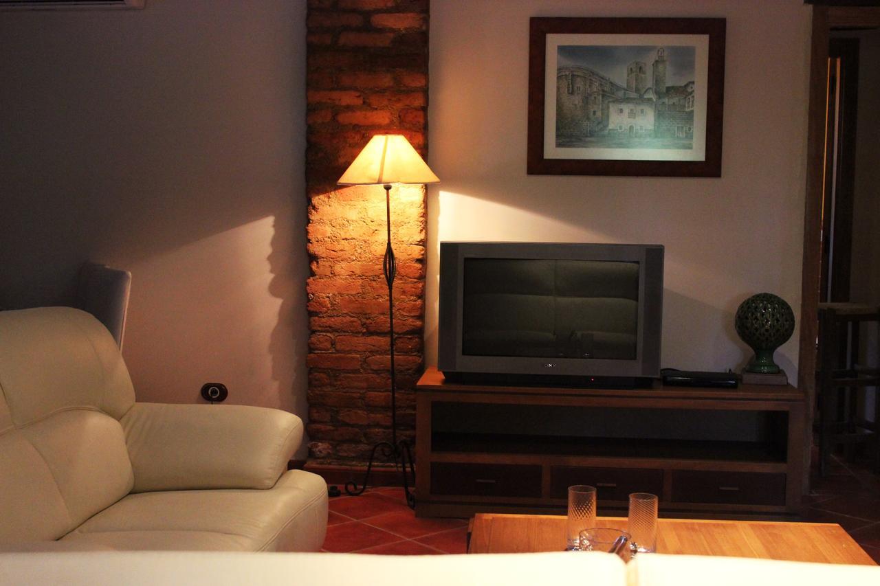Complejo Rural La Coronilla Guest House Jarandilla de la Vera Ngoại thất bức ảnh