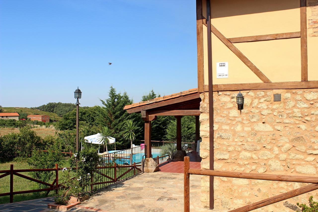 Complejo Rural La Coronilla Guest House Jarandilla de la Vera Ngoại thất bức ảnh
